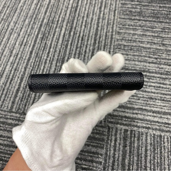 🎀Louis Vuitton Damier Graphite Multicles 6 Key Case - Picture 10 of 15